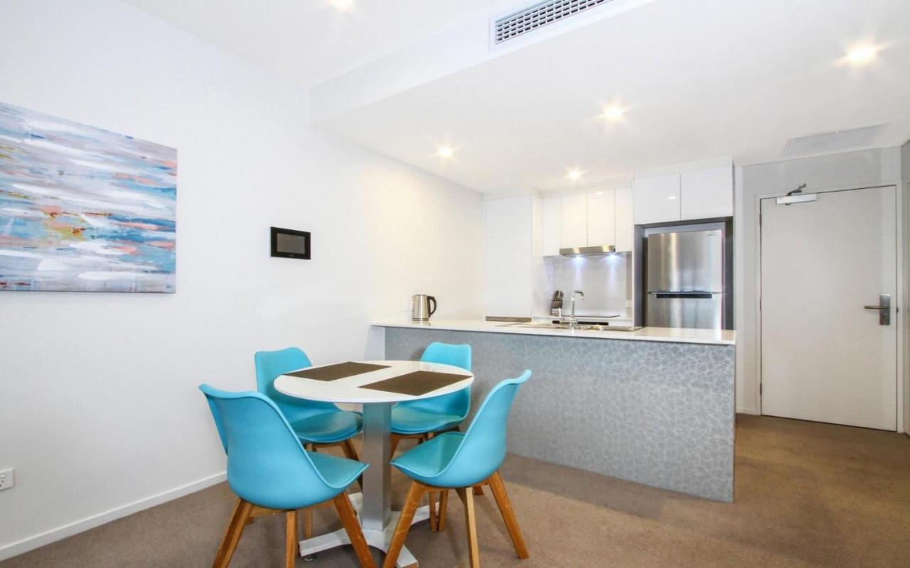 Iq Smart Apartments 704 Braddon Act Canberra Eksteriør bilde