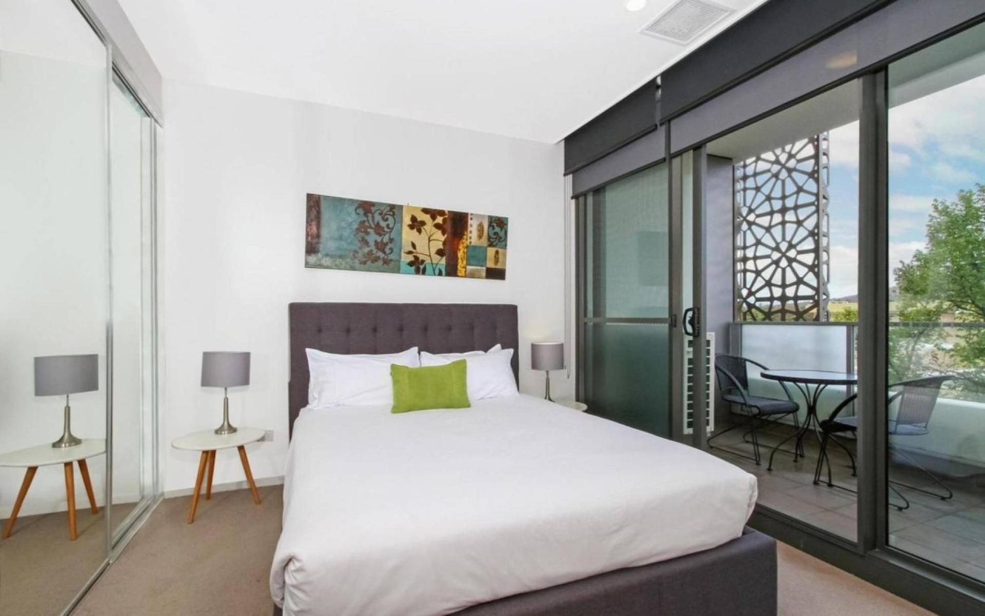 Iq Smart Apartments 704 Braddon Act Canberra Eksteriør bilde